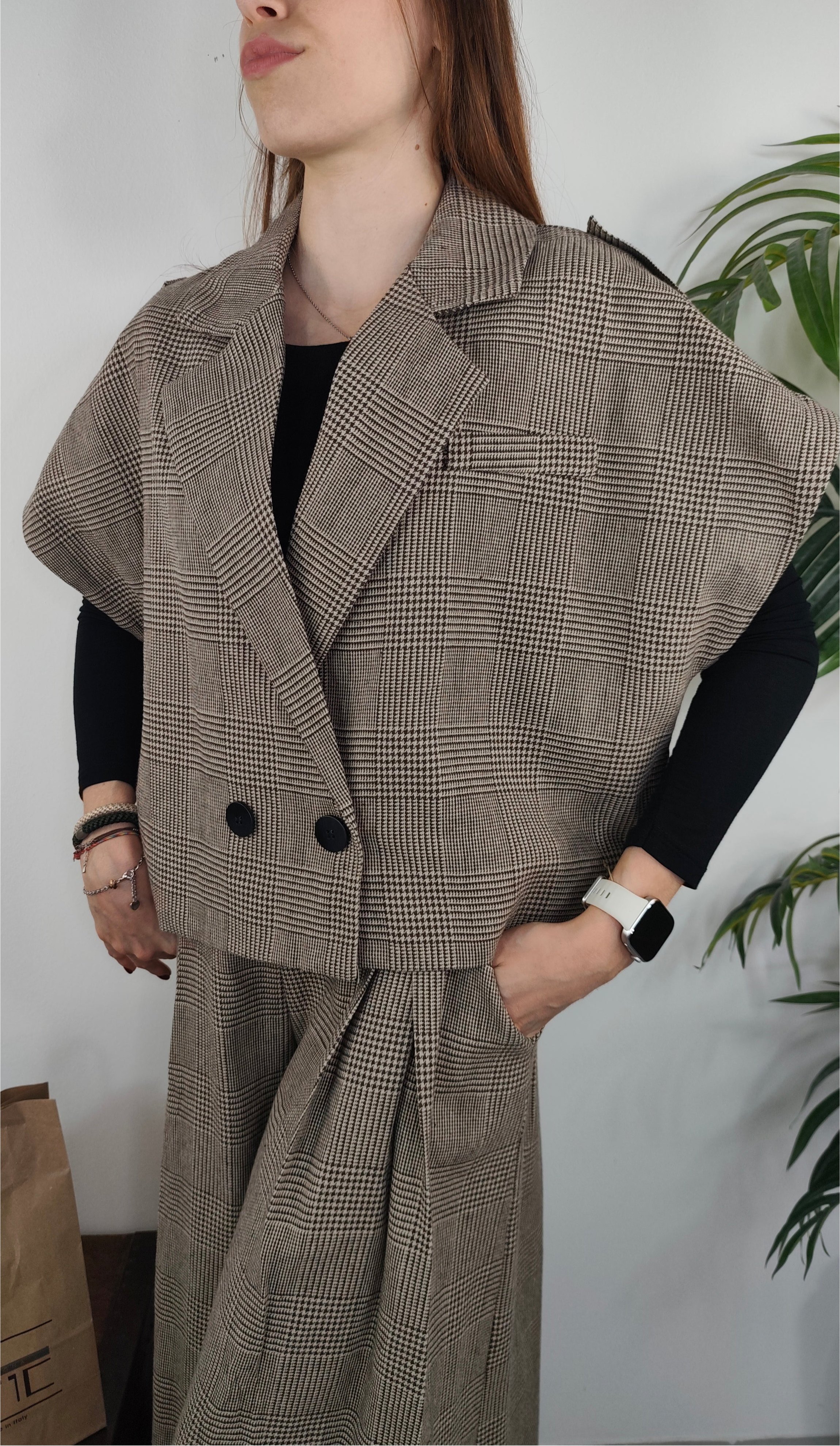 Gilet Over Tart