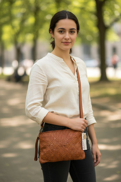 Borsa Nappa Pochette Intreccio